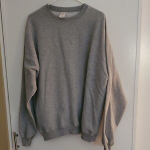Hanes Men's Gray Crewneck Sweater